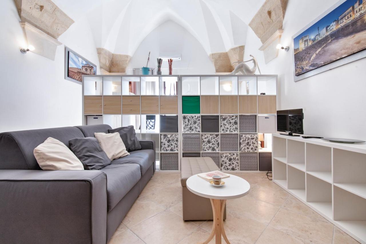 Mesagnesi 6 - Loft Centro Storico Sit Apartment Lecce Exterior photo